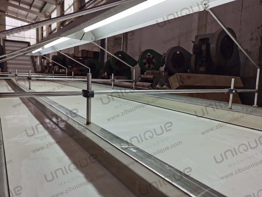 식품 상점 및 신뢰성에서 손바닥 날짜 선택을위한 LED 채소 분류 컨베이어